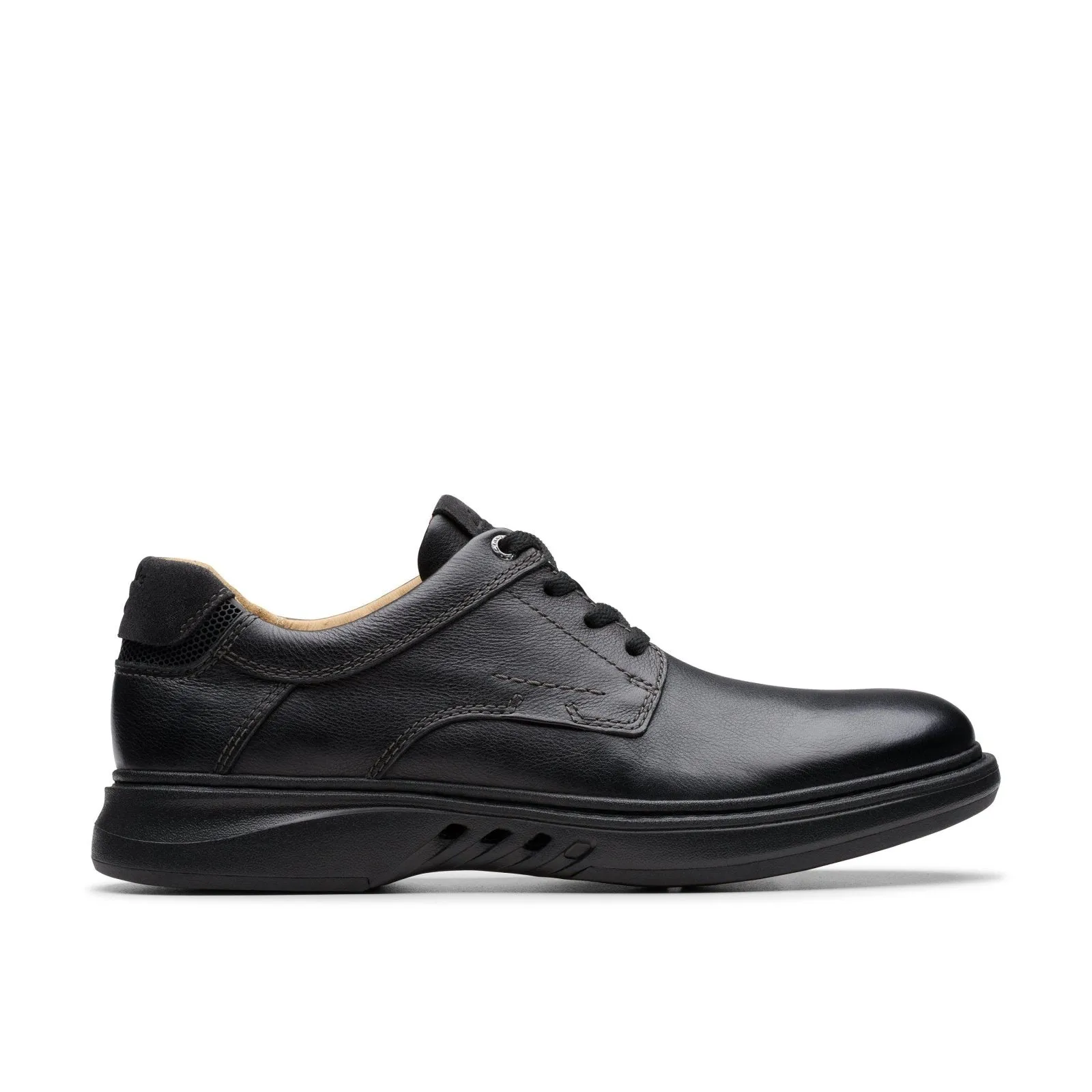 Clarks Mens Black Un Briley Pace Shoes