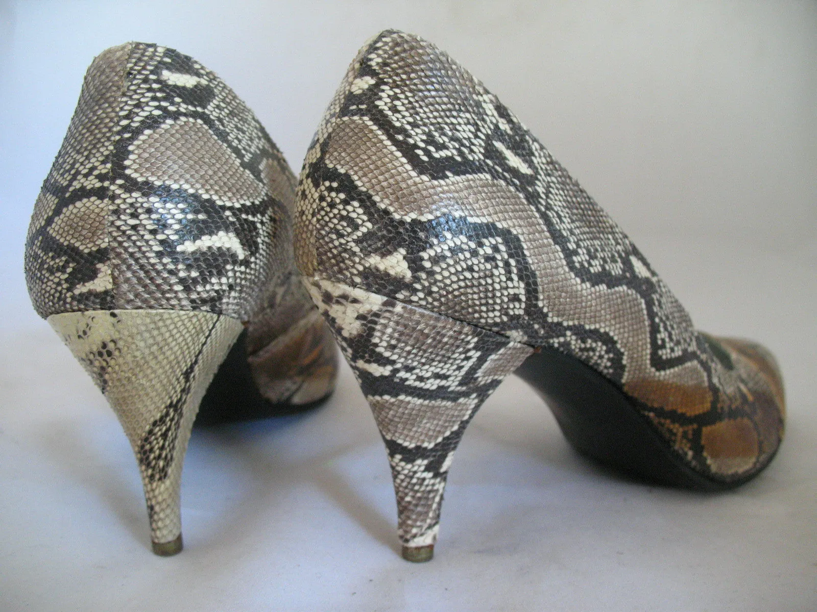 CRISTIAN SNAKE SKIN SNAKESKIN Animal Pattern Leather Womens SHOES Classics High Heels size 5