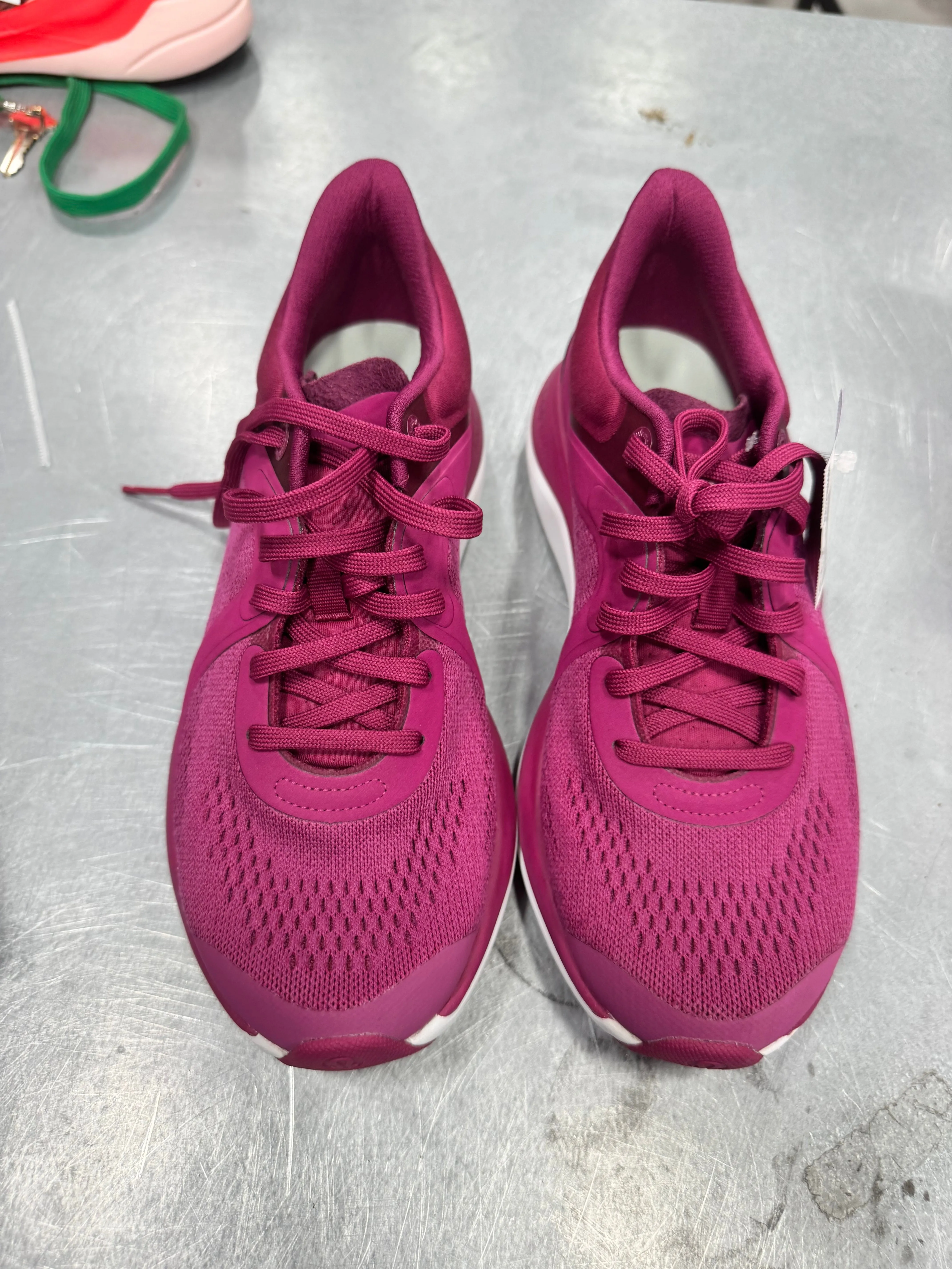 lululemon Athletic Shoes Womens 8 1715