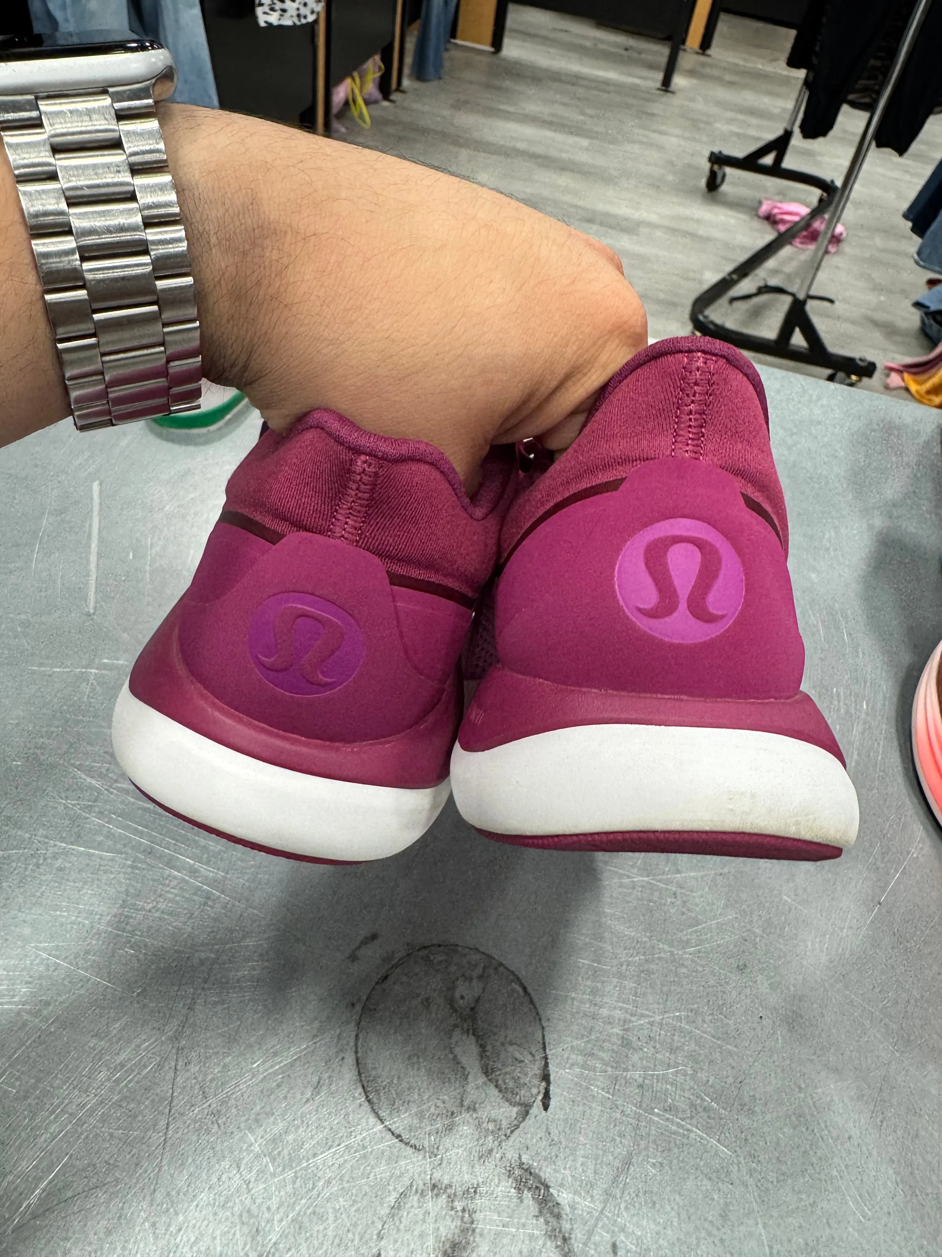 lululemon Athletic Shoes Womens 8 1715