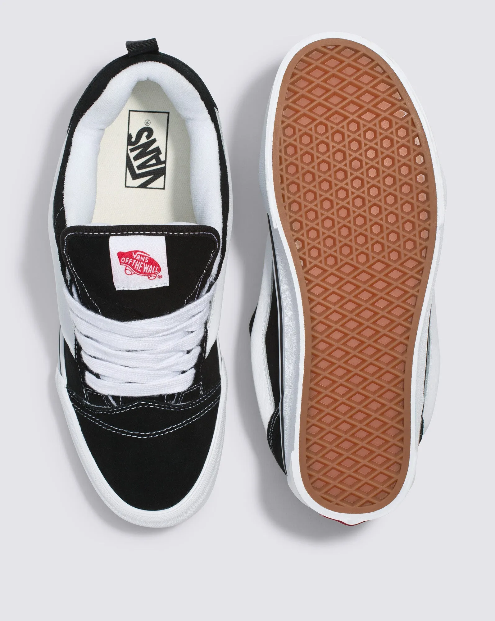 MENS KNU SKOOL SHOES