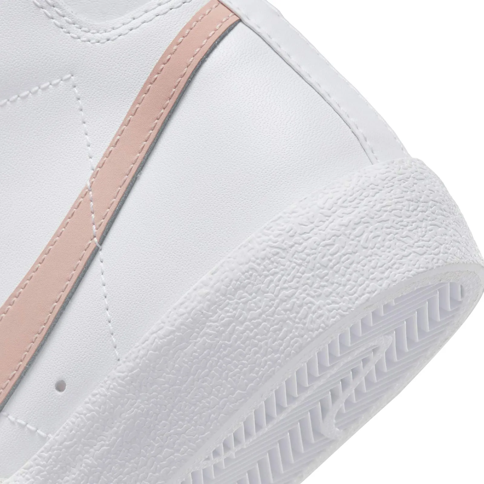 Nike Blazer Mid '77 Womens Shoes
