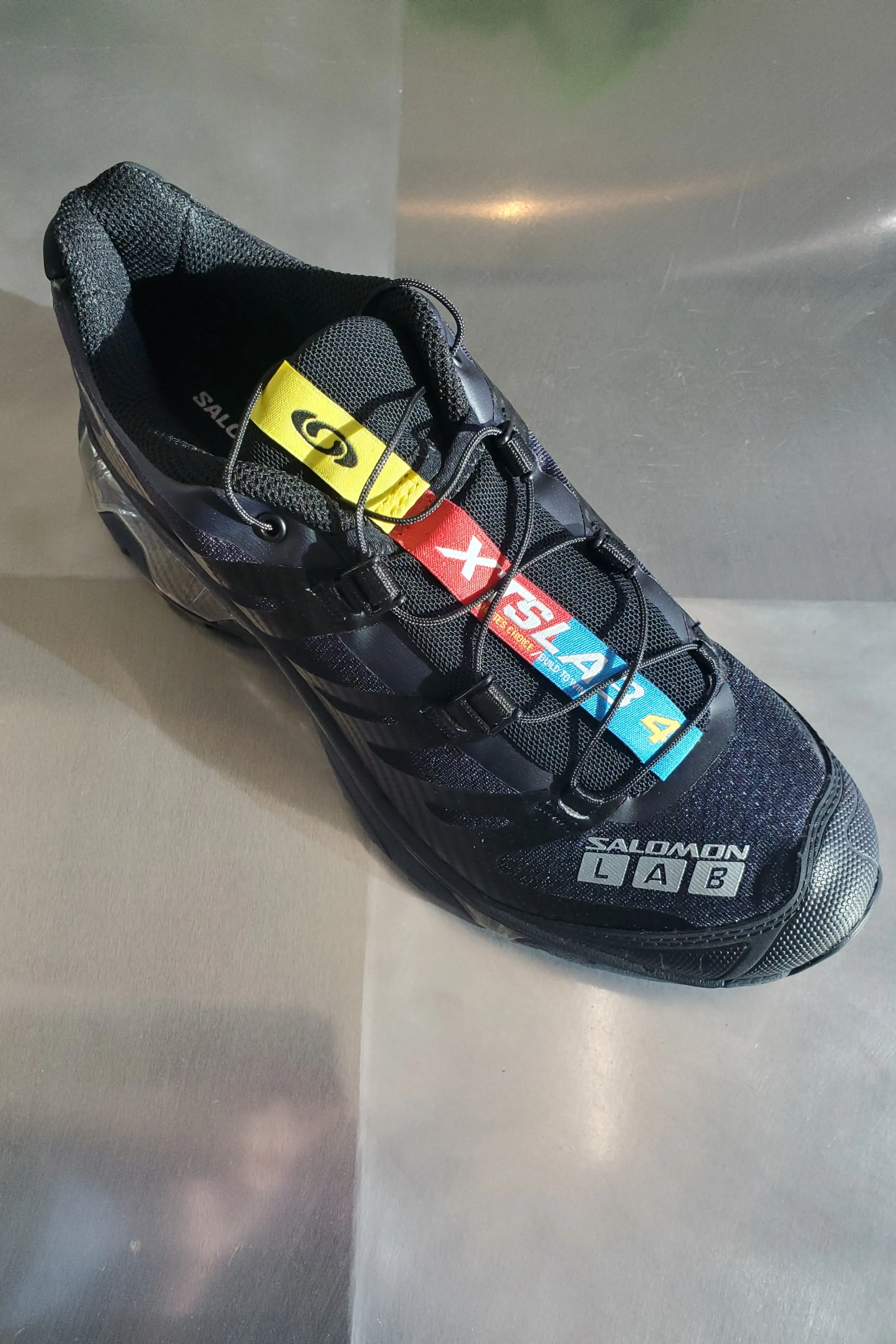 Salomon XT4 - Black / Ebony / Silver